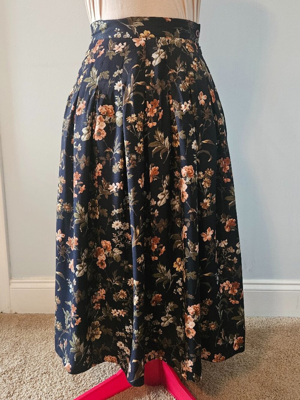 Navy Pleated Floral Skirt